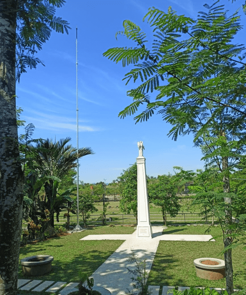 pemasangan-penangkal-petir-plasma-current-di-makam-gunung-sindur